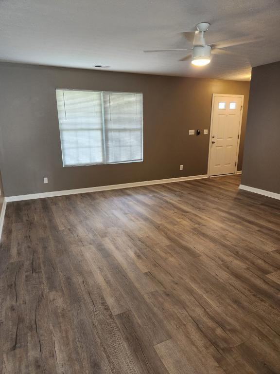 3908 Haystack Dr - Photo 4 of 21