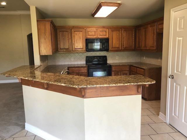 217 Cass Cir - Photo 3 of 14