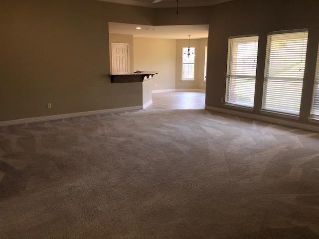 217 Cass Cir - Photo 6 of 14