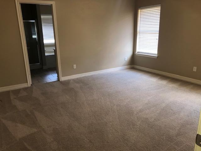 217 Cass Cir - Photo 7 of 14