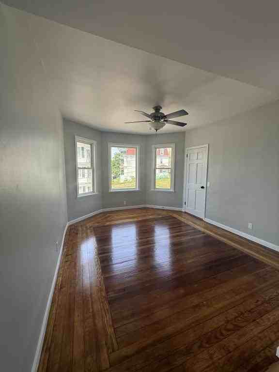 21 Jones St - Photo 7 of 10