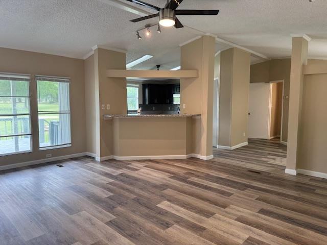 501 W Ryan Rd - Photo 4 of 28