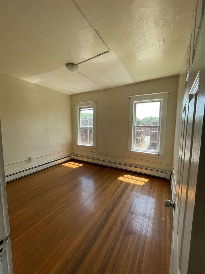 905 Park Street #C1 - Photo 5 of 15
