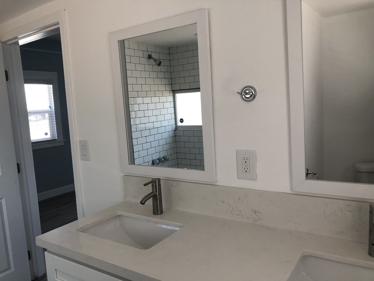 717 Monterey St - Photo 3 of 24