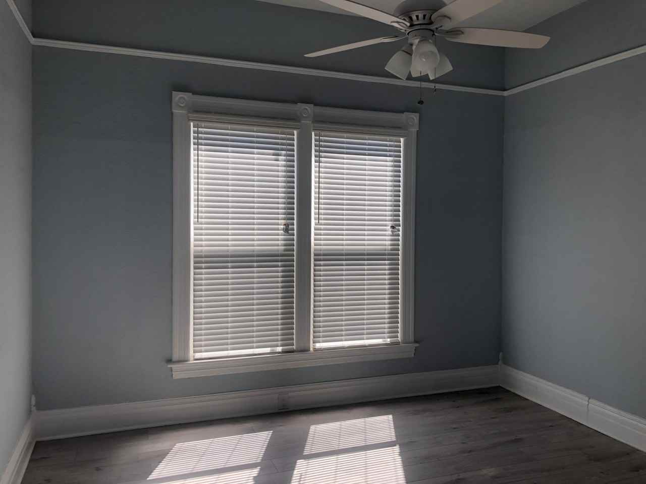 717 Monterey St - Photo 5 of 24