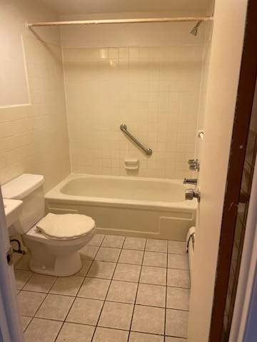 5910 Erdrick St #2 - Photo 4 of 8