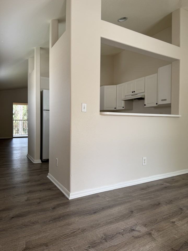 26728 Little John Ct #7 - Photo 2 of 11