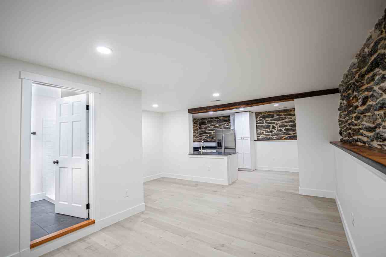 9 S Main St #2