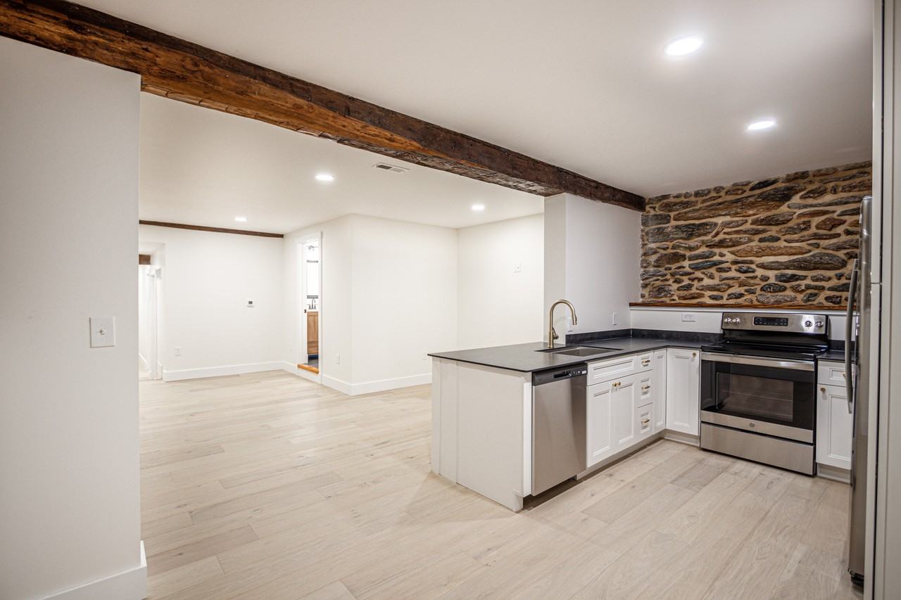 9 S Main St #2 - Photo 7 of 23