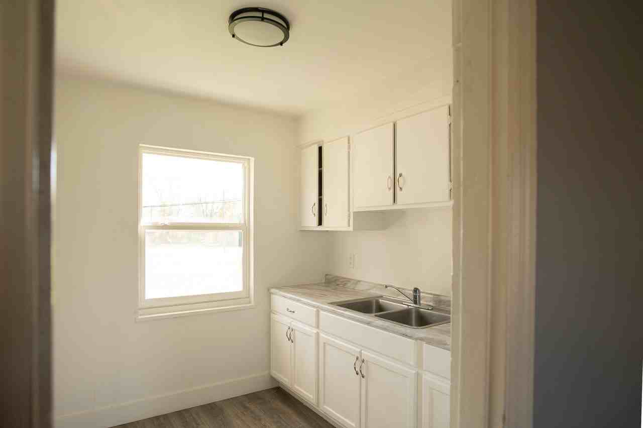 3668 Karwin Dr #3672 - Photo 6 of 26