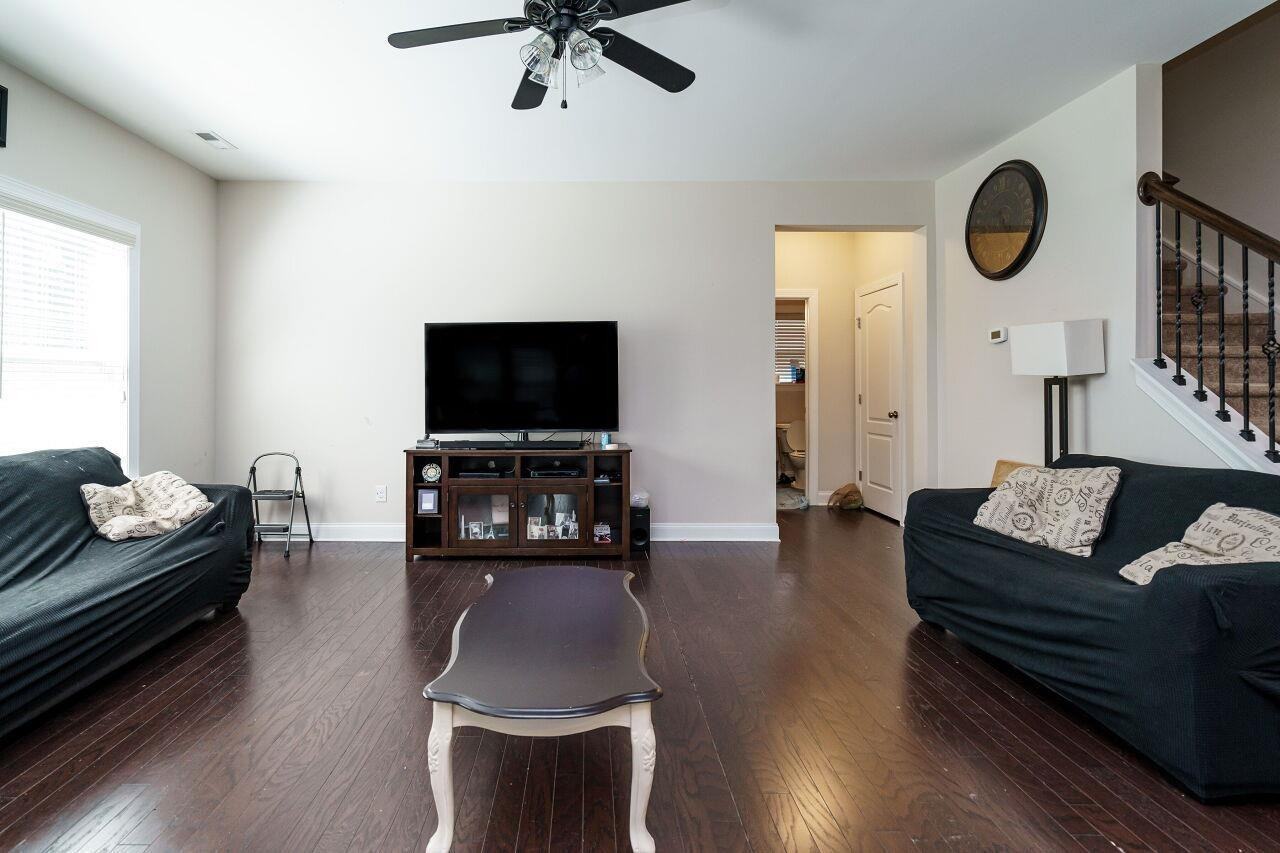 1011 Poplar St - Photo 7 of 25
