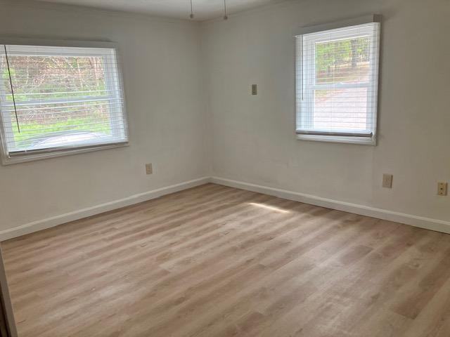 74 Lewis Rd - Photo 4 of 11