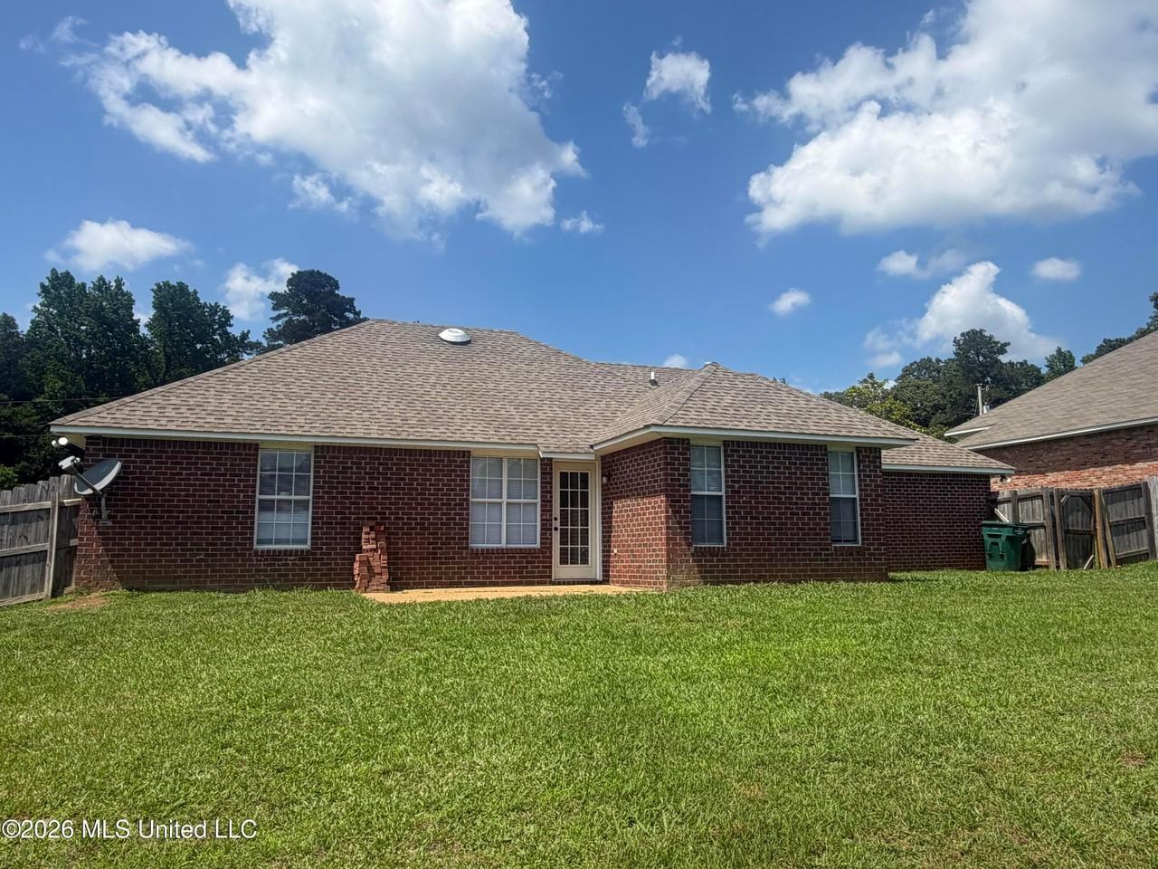 705 Tatum Dr - Photo 2 of 28