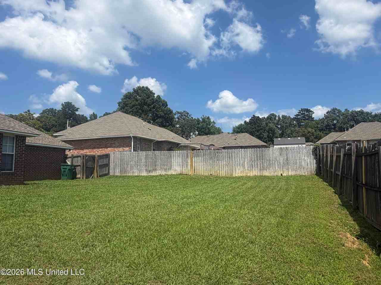 705 Tatum Dr - Photo 3 of 28