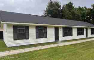 featured image of 2414 34th Ave