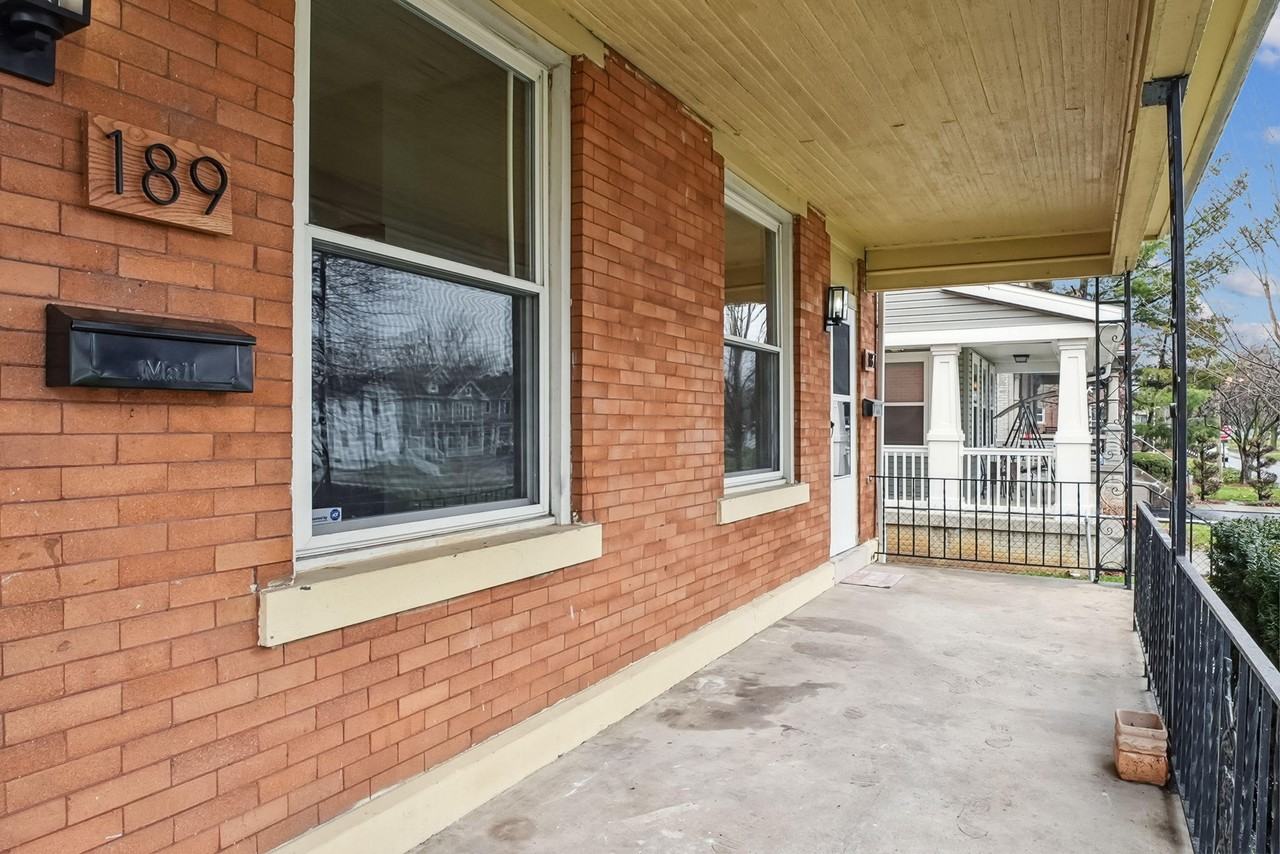 189 W Park Ave #189 - Photo 3 of 14