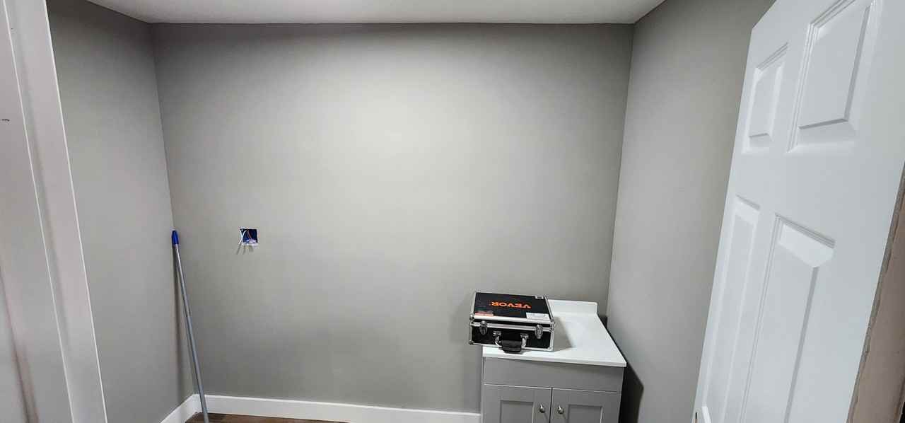 429 Bolander Ave #431 - Photo 3 of 10