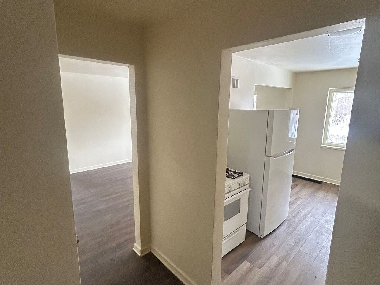 2616 Newport Ave #6 - Photo 2 of 6