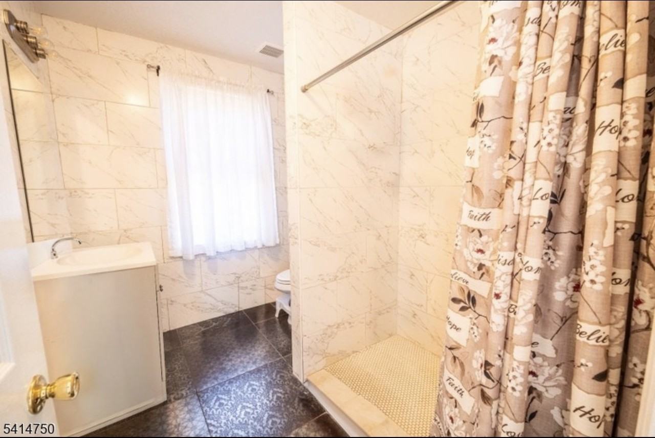 289 Rose St #1 - Photo 6 of 8