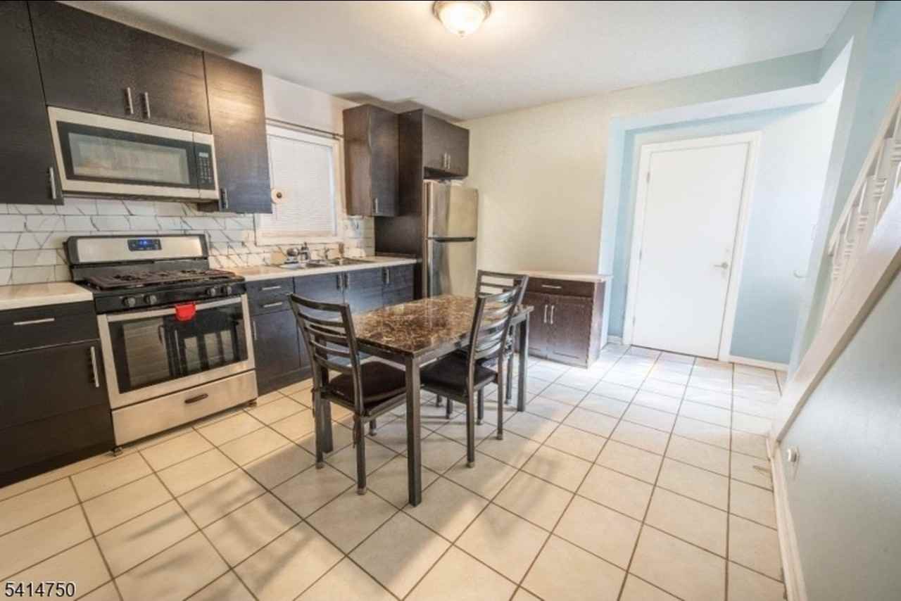 289 Rose St #1 - Photo 7 of 8