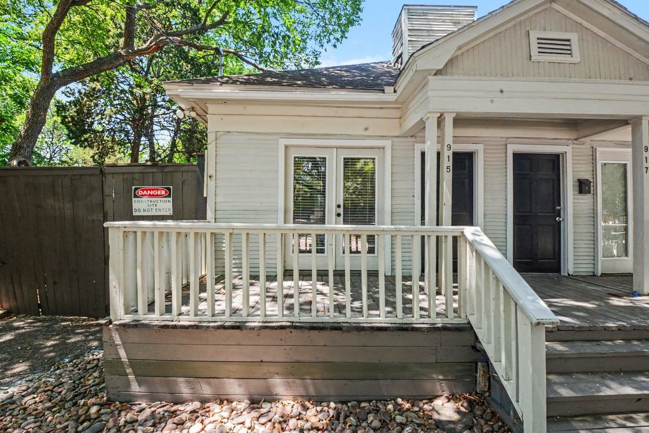 915 Annex Ave - Photo 2 of 19