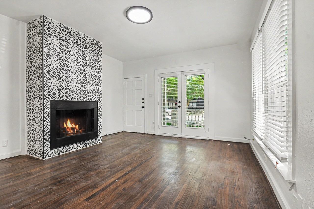 915 Annex Ave - Photo 3 of 19