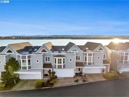 featured image of 1421 Se Columbia River Dr