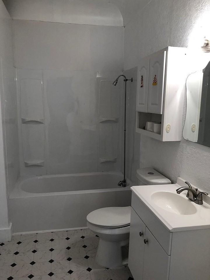 601 Chicago St - Photo 5 of 9