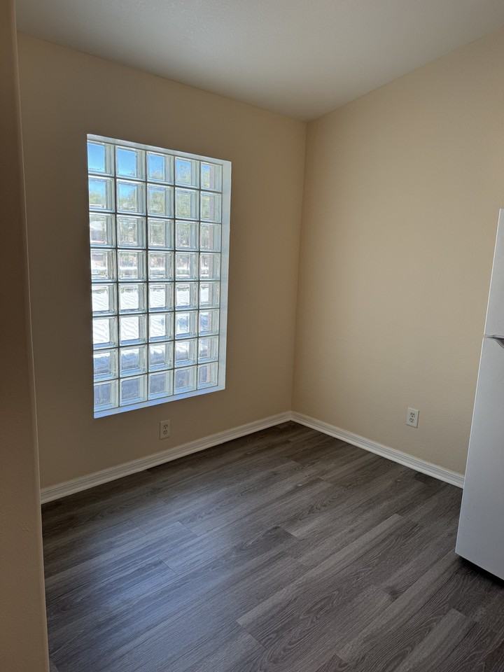 26741 Little John Ct #16 - Photo 2 of 10