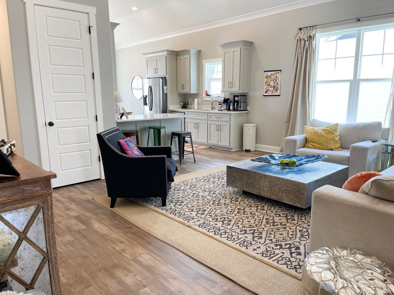 736 Turkey Oak Cv - Photo 5 of 21