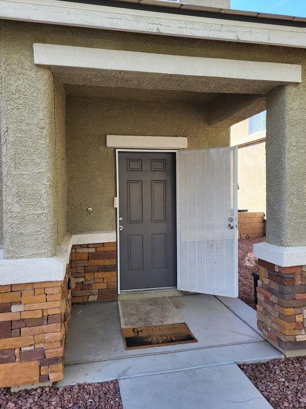 1137 Evergreen Cove St - Photo 2 of 22