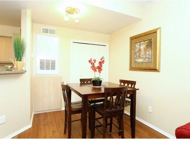 335 Cypress Creek Rd - Photo 2 of 6
