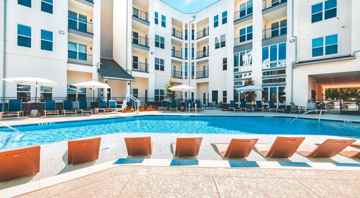 featured image of 2501 Niles Dr