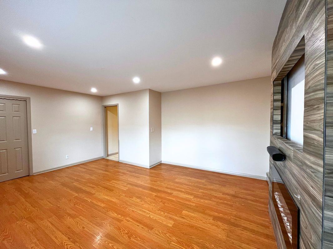 7101 Durham Ave - Photo 2 of 9