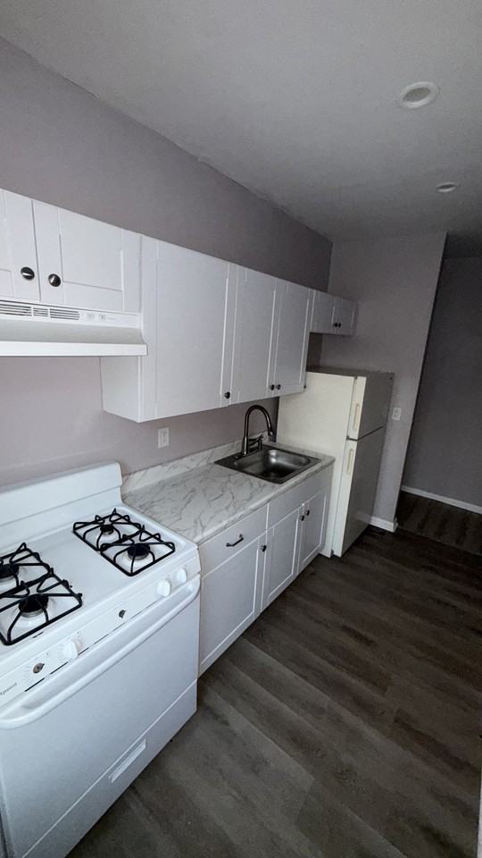 282 Bellevue Street #3B - Photo 6 of 16
