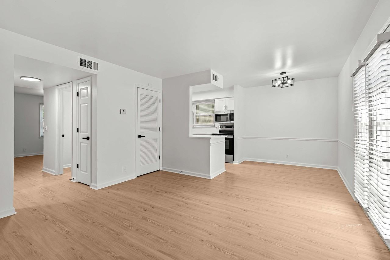 Avana South Oaks - Photo 7 of 50