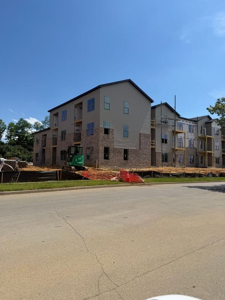 Crestview - Photo 2 of 31