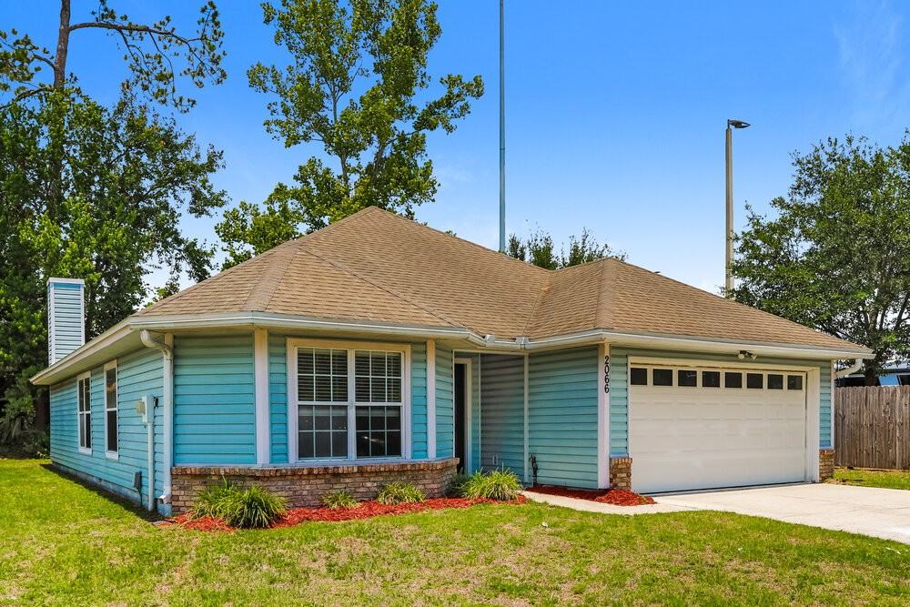 2066 Tanager Dr - Photo 3 of 16