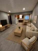 featured image of 4004 W Walnut St #04
