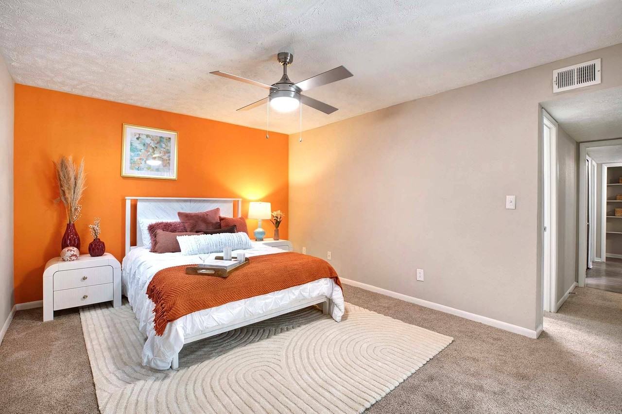 Waters Edge Apartments - Photo 5 of 18