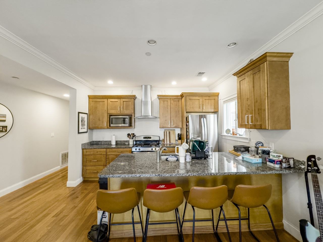 123 Webster Ave #1 - Photo 4 of 20