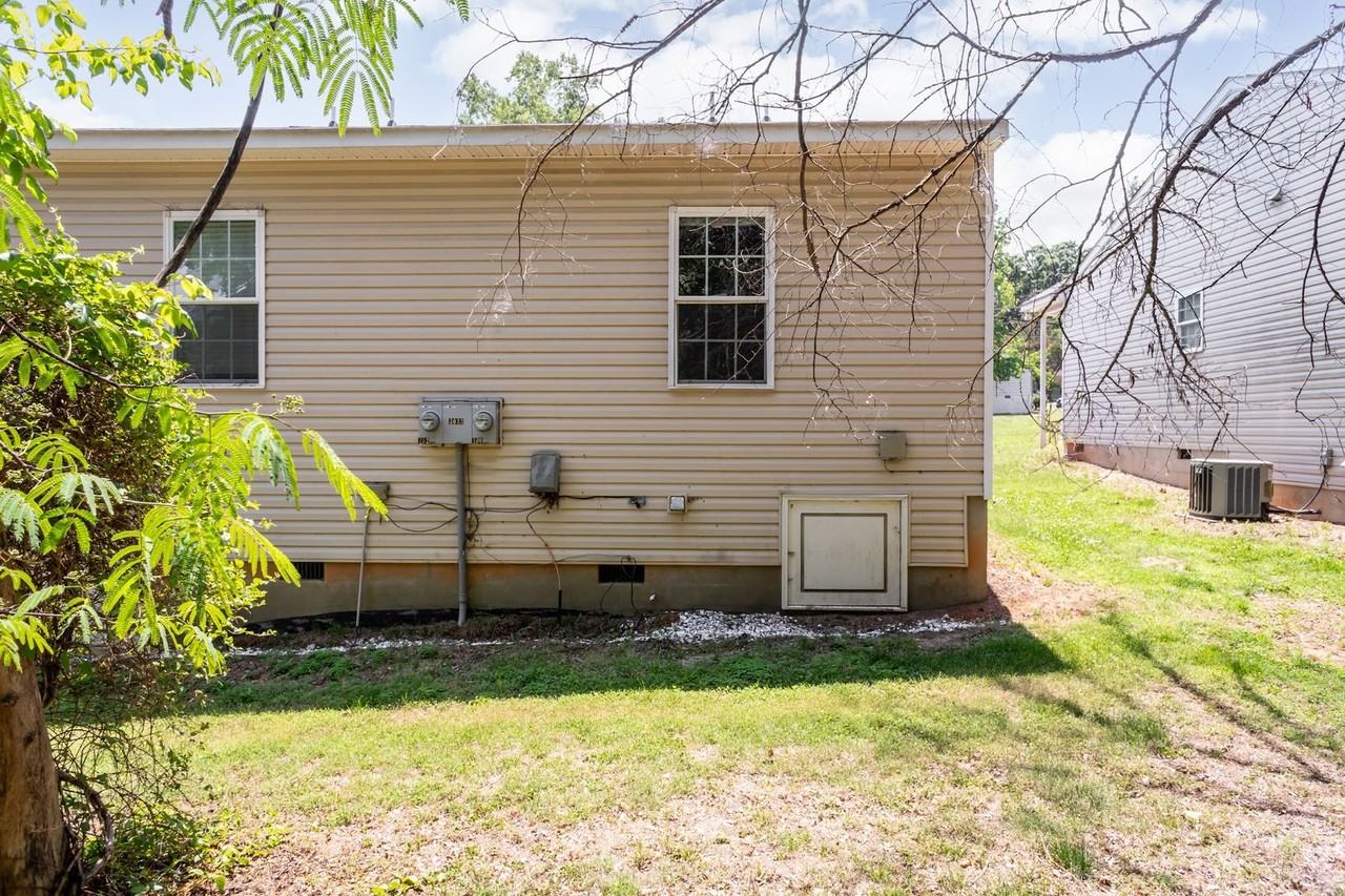 3033 Poole Rd #100 - Photo 6 of 18