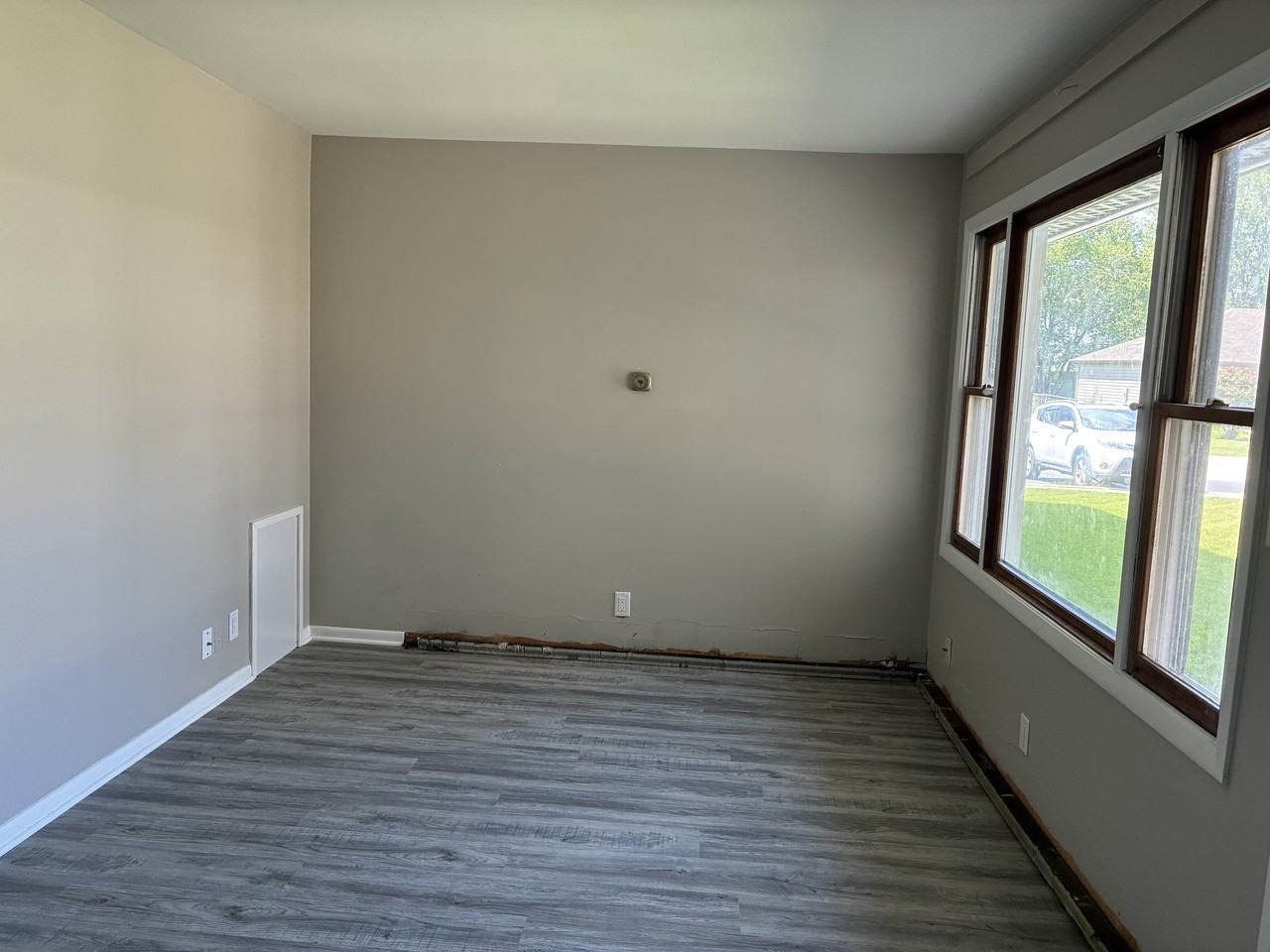 100 N Kidder St #5 - Photo 2 of 5