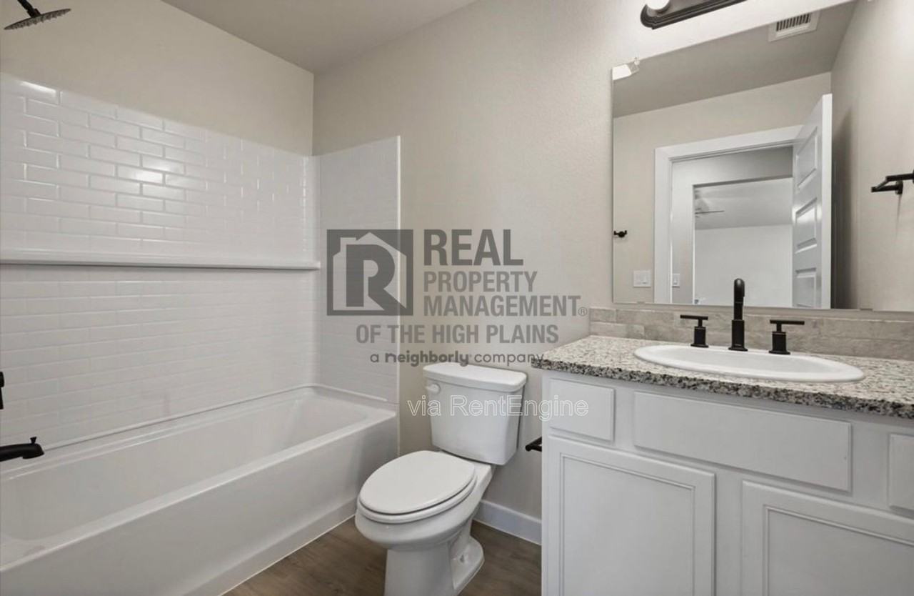 7506 John Thomas St - Photo 7 of 11
