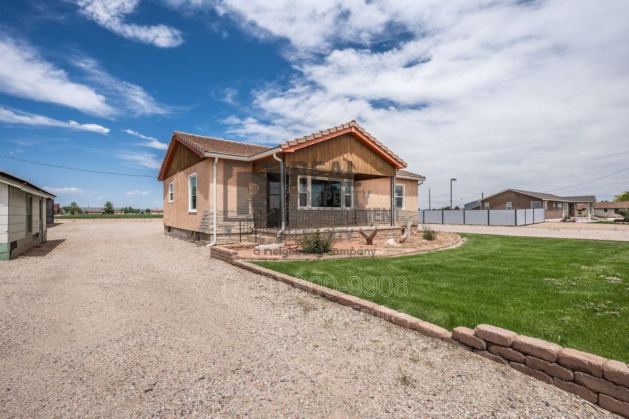 26539 Gale Rd - Photo 2 of 41