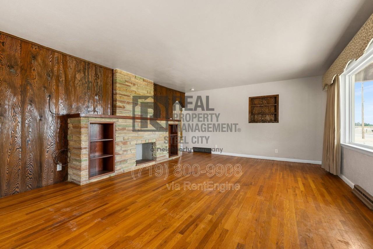 26539 Gale Rd - Photo 4 of 41
