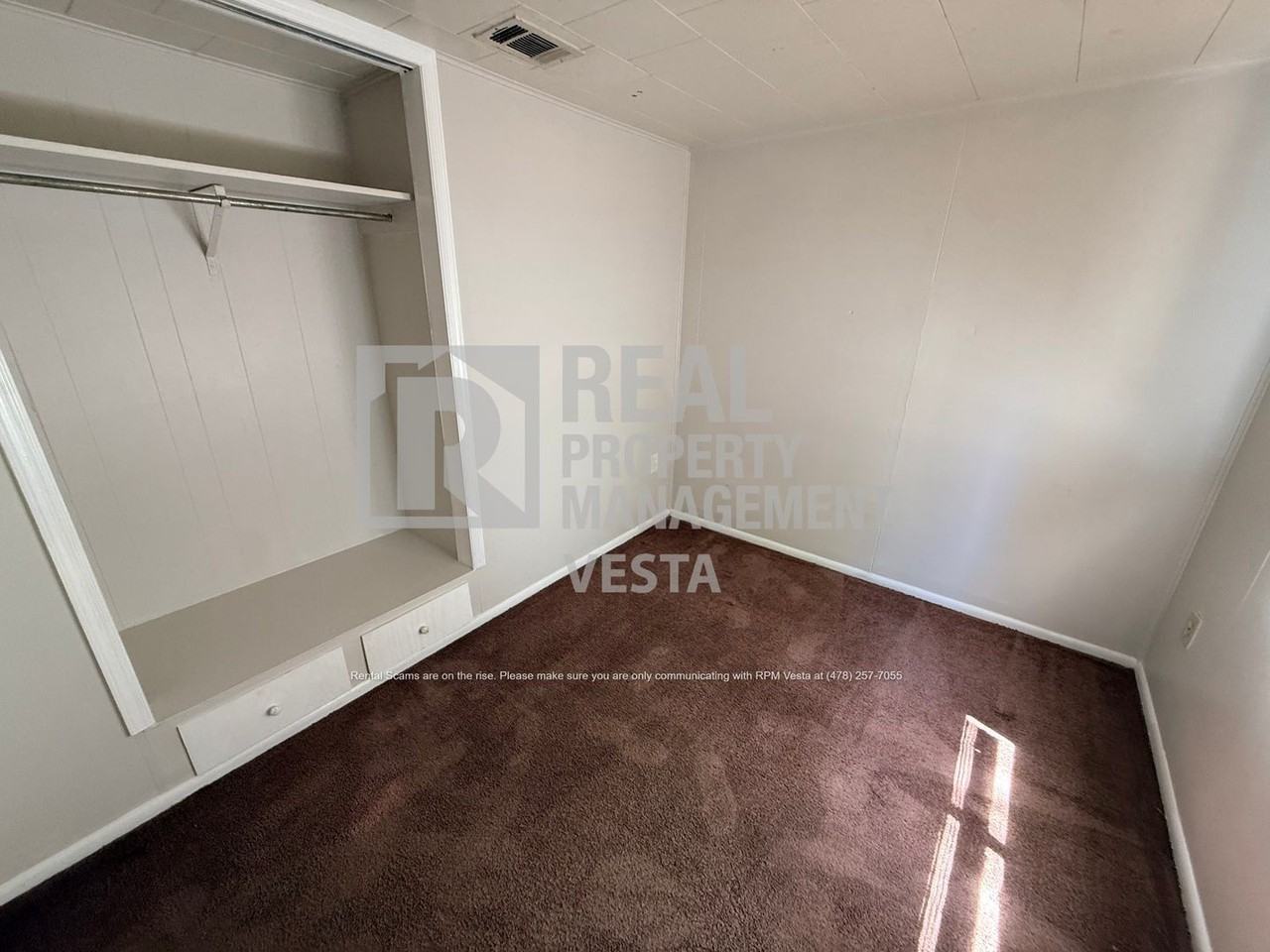 614 Cedarwood Dr - Photo 5 of 11