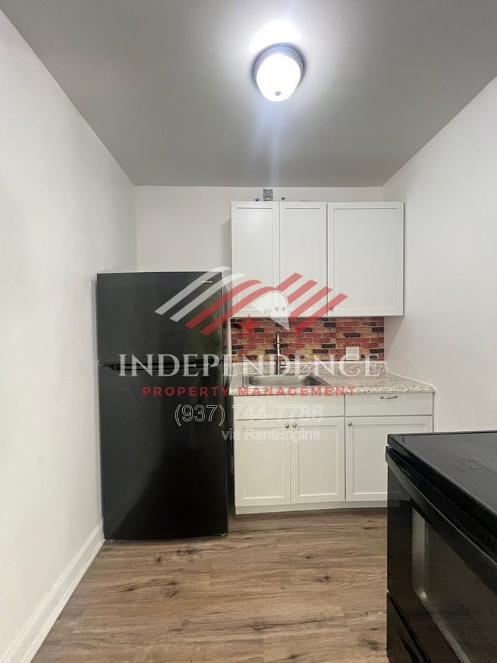 408 N Wayne St #14 - Photo 6 of 10