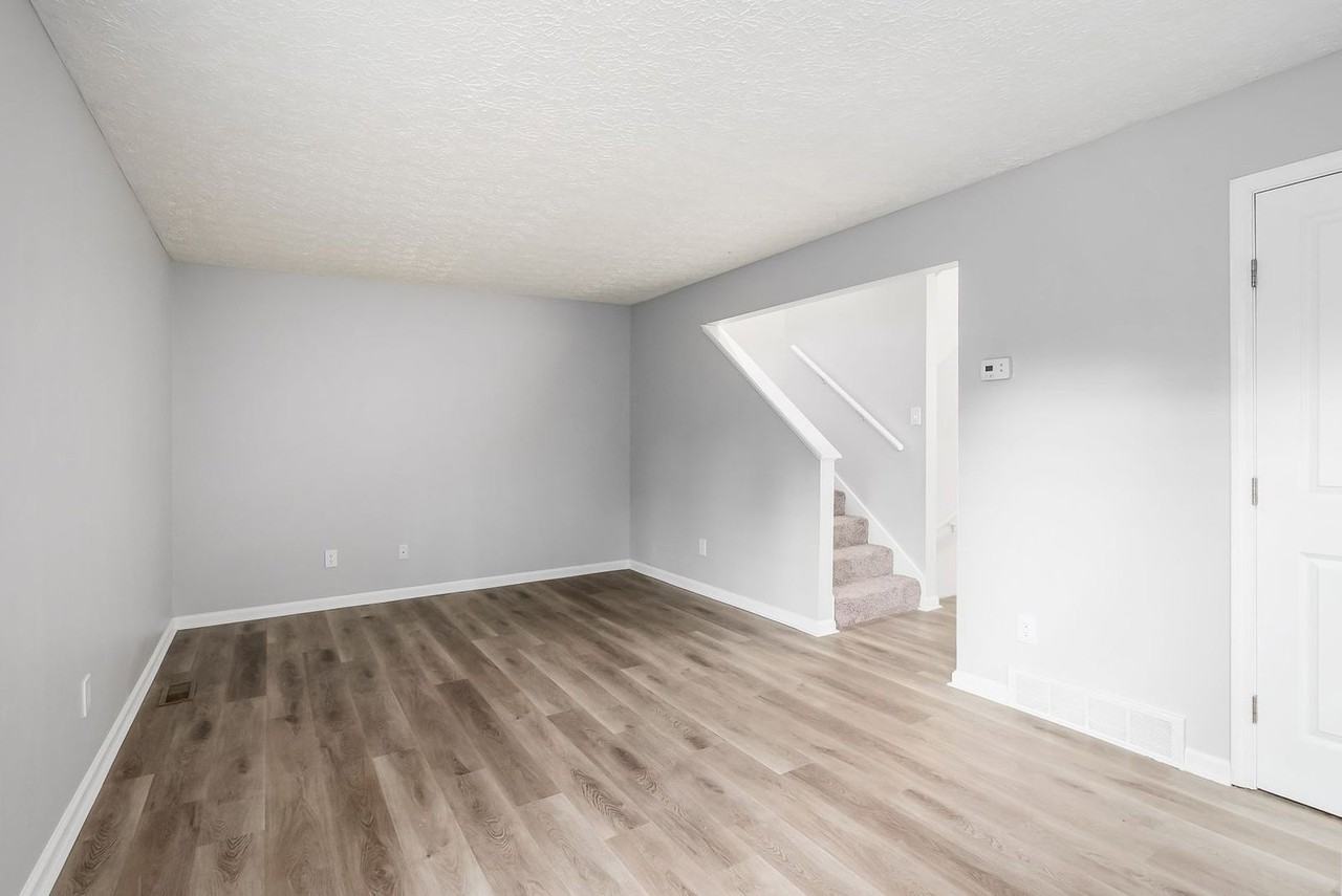 3096 Griggsview Ct #3096 - Photo 5 of 22