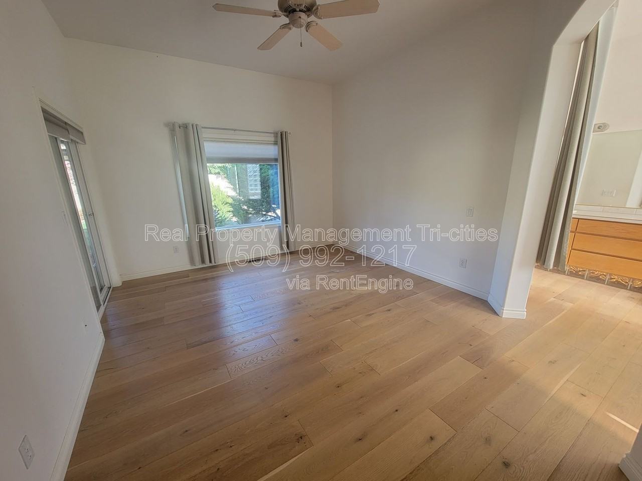 1209 Vintage Ave - Photo 5 of 19